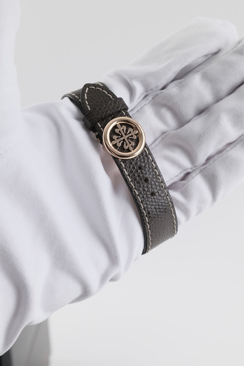 Patek Philippe Calatrava 6000R-001 - Detailansicht 8