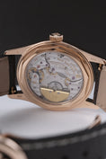 Charger l'image dans la visionneuse de galerie, Patek Philippe Calatrava 6000R-001 - Detailansicht 9
