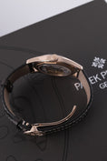Charger l'image dans la visionneuse de galerie, Patek Philippe Calatrava 6000R-001 - Detailansicht 6
