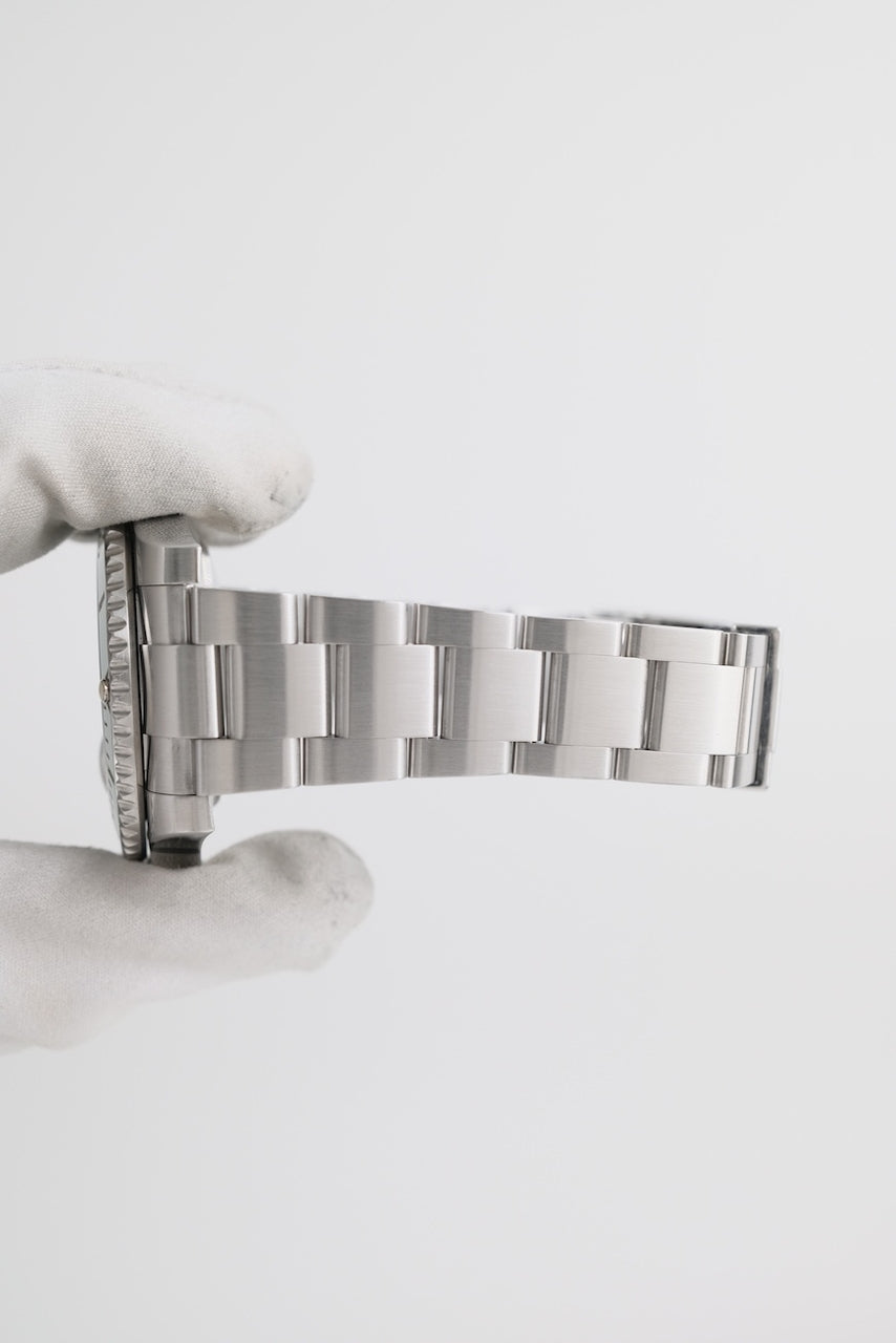 Rolex Submariner Date 116610LV - Detailansicht 8