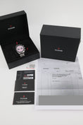 Załaduj obraz do przeglądarki galerii, Tudor Black Bay Chrono  79360N-0019 - Papiere und oder Lieferumfang
