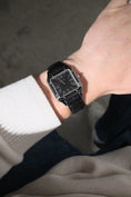Load image into gallery viewer, Cartier Santos Dumont Black Lacquer WSSA0046 - Detailansicht 12
