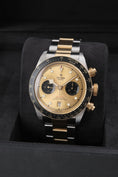 Cargue la imagen en el visor de la galería, Tudor Black Bay Chrono 79363N - Detailansicht 1
