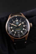 Bild in Galerie-Betrachter laden, Tag Heuer Autavia Chronometer WBE5190.FC8268 - Thumbnail
