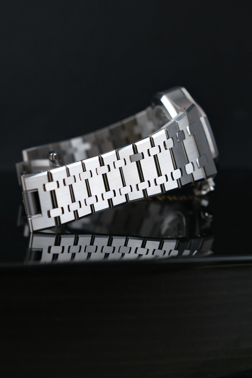 Audemars Piguet Royal Oak Chronograph 26240ST-OO-1320ST-03 - Detail view 10