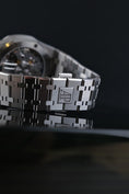 Bild in Galerie-Betrachter laden, Audemars Piguet Royal Oak Chronograph 26240ST-OO-1320ST-03 - Detail view 12
