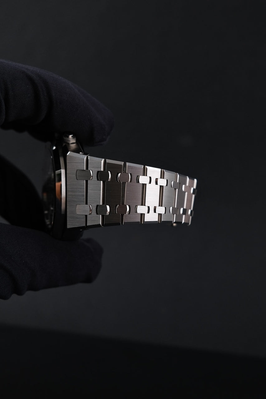 Audemars Piguet Royal Oak Chronograph 26240ST-OO-1320ST-03 - Detail view 13