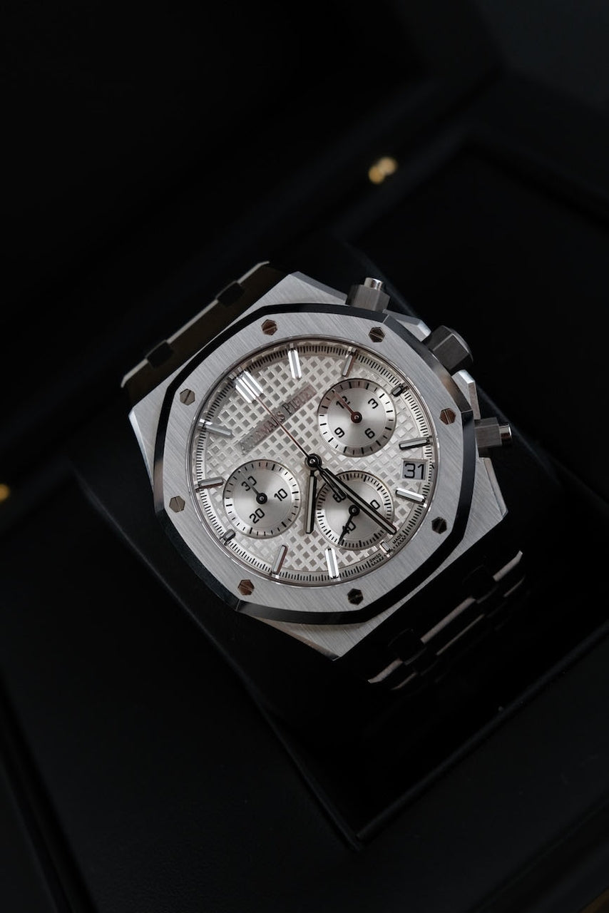 Audemars Piguet Royal Oak Chronograph 26240ST-OO-1320ST-03 - Detail view 2