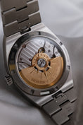 Bild in Galerie-Betrachter laden, Vacheron Constantin Overseas 4500V - Detailansicht 9

