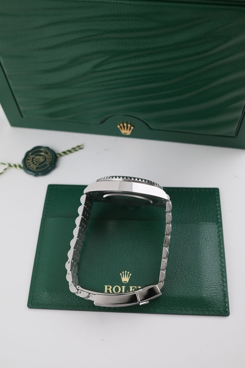 Rolex GMT-Master II 126710BLNR - szczegół 10
