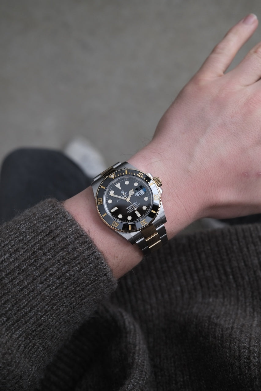 Rolex Submariner Date 126613LN - Detail view 9