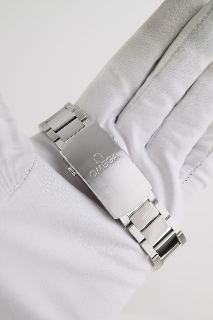 Omega Seamaster 300 23330412101001 - Vista dettagliata 7
