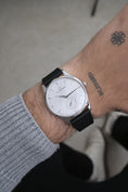 Carica l'immagine nel visualizzatore della galleria, Jaeger-LeCoultre Master Grande Ultra Thin Q1358420 - Detailansicht 9
