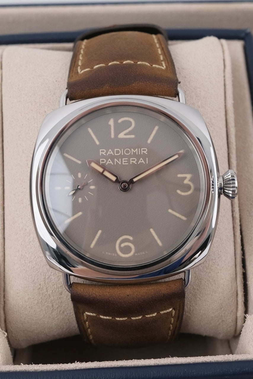 Panerai Radiomir PAM01385 - Thumbnail