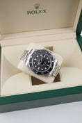 Bild in Galerie-Betrachter laden, Rolex Submariner No Date 114060 - Detail view 3
