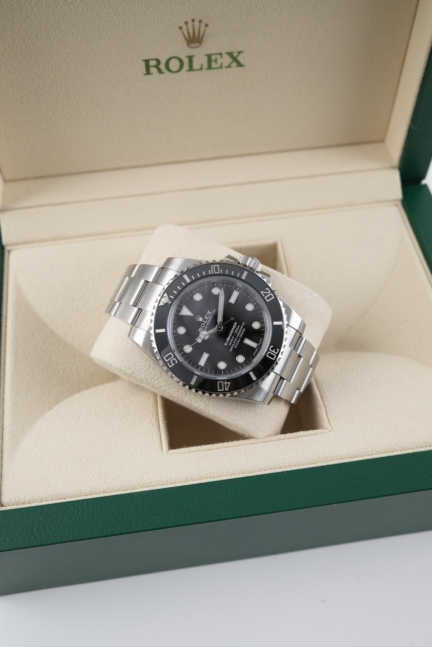 Rolex Submariner No Date 114060 - Detail view 3