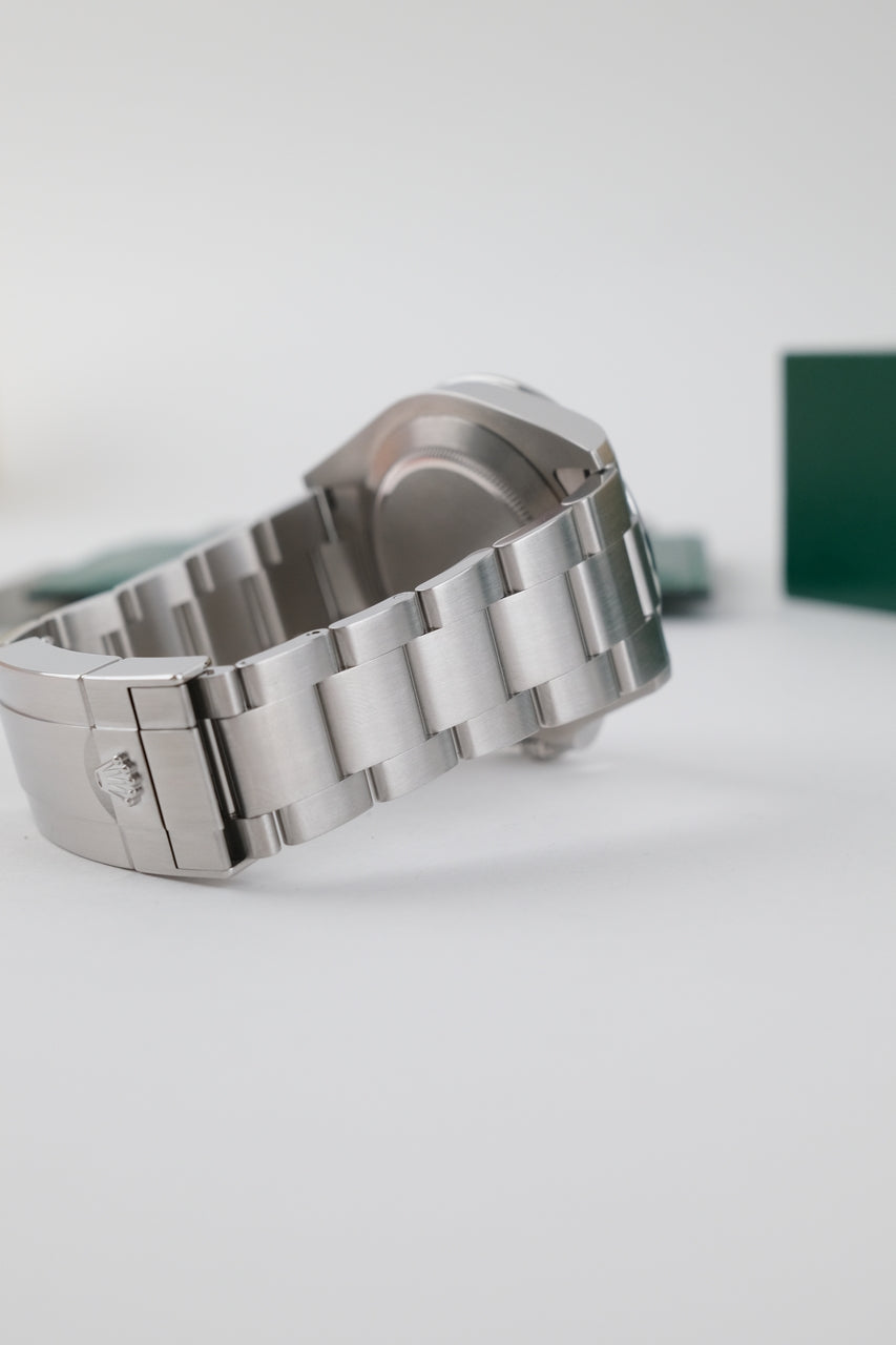 Rolex Explorer II 226570 - Detail view 9