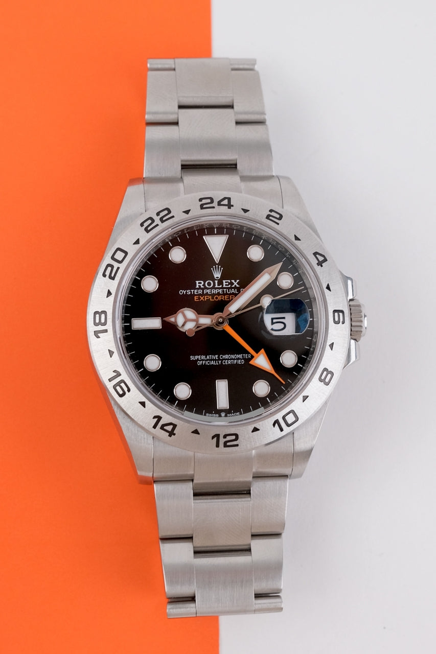 Rolex Explorer II 226570 - Detail view 3