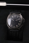 Bild in Galerie-Betrachter laden, Panerai Luminor California 8 Days DLC PAM00779 - Detailansicht 1
