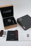 Bild in Galerie-Betrachter laden, Panerai Luminor California 8 Days DLC PAM00779 - Papiere und oder Lieferumfang
