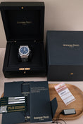 Bild in Galerie-Betrachter laden, Audemars Piguet Royal Oak 41mm 15500ST.OO.1220ST.01 - Papiere und oder Lieferumfang
