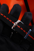 Bild in Galerie-Betrachter laden, Omega Speedmaster Professional Moonwatch Ultraman 31112423001001 - Detail view 8
