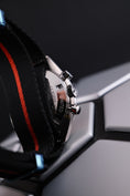 Bild in Galerie-Betrachter laden, Omega Speedmaster Professional Moonwatch Ultraman 31112423001001 - Detail view 5
