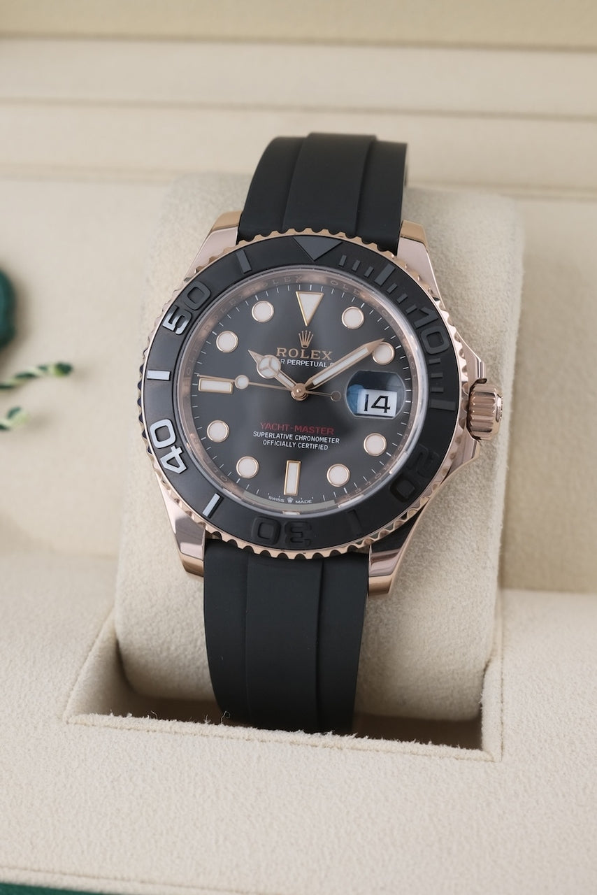 Rolex Yacht-Master 40 126655 - Detailed view 2