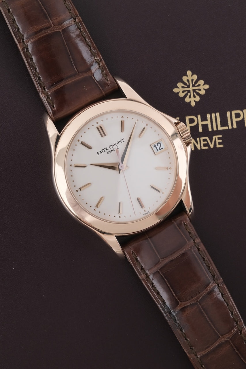 Patek Philippe Calatrava 5107R-001 - Detailed view 4