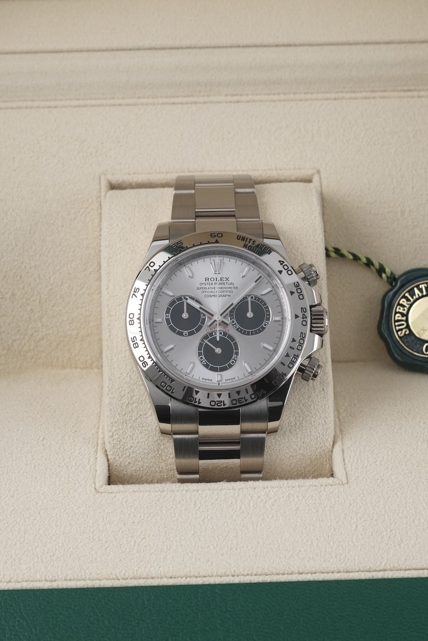 Rolex Daytona 126509 - Detail view 2