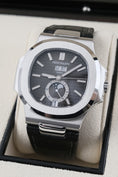 Carica l'immagine nel visualizzatore della galleria, Patek Philippe Nautilus Annual Calendar 5726A-001 - Detailansicht 3
