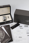 Carica l'immagine nel visualizzatore della galleria, Patek Philippe Nautilus Annual Calendar 5726A-001 - Papiere und oder Lieferumfang
