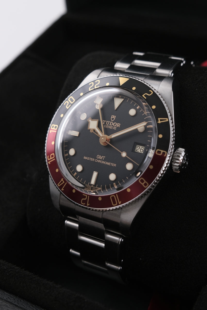 Tudor Black Bay 58 GMT 7939G1A0NRU - Detail view 2