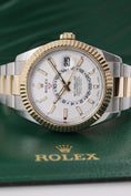 Załaduj obraz do przeglądarki galerii, Rolex Sky-Dweller 326933 - Thumbnail
