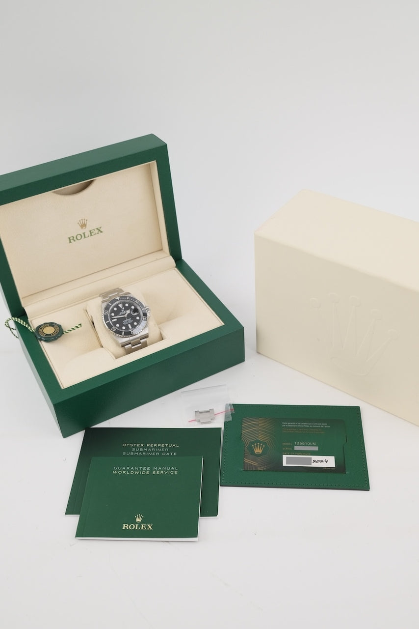 Rolex Submariner Date 126610LN - Papiere und oder Lieferumfang