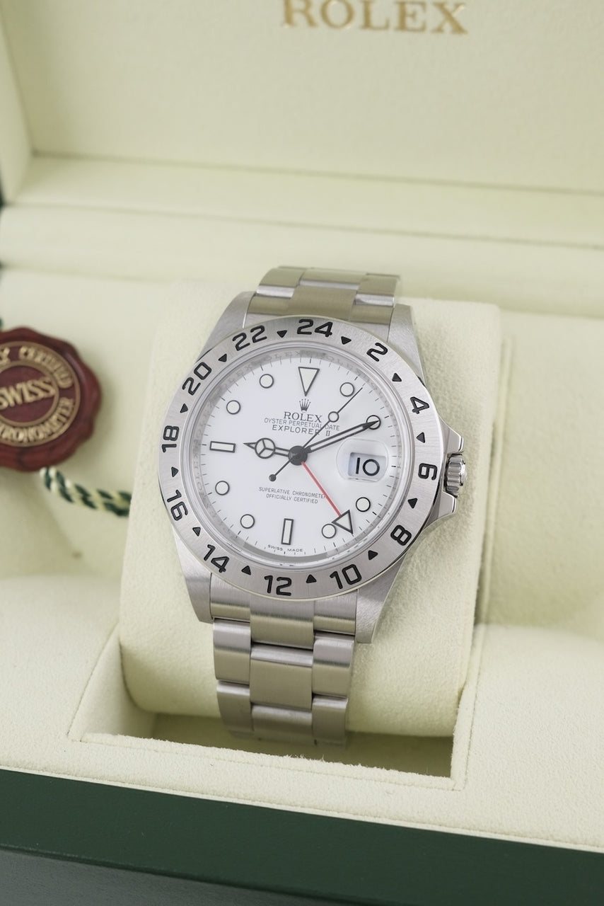 Rolex Explorer II 16570 - Detailed view 1