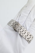 Load image into gallery viewer, Maurice Lacroix AIKON Titanium AI6038-TT032-330-1 - Detailansicht 7
