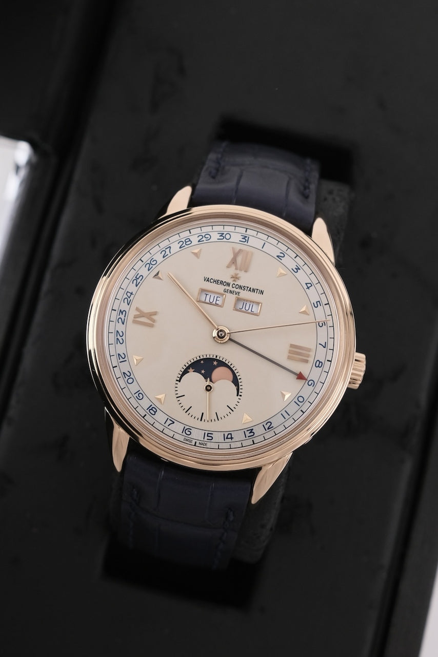 Vacheron Constantin Triple Calendar 3100V/000R-B422 - Detailed view 1