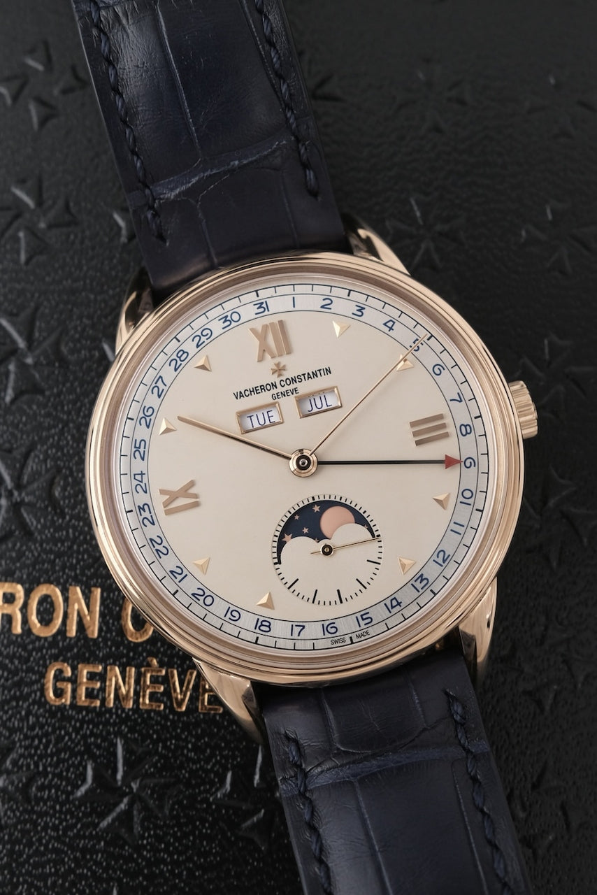Vacheron Constantin Triple Calendar 3100V/000R-B422 - Detailed view 3