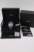 Bild in Galerie-Betrachter laden, Tudor Black Bay Chrono 79360B - Papiere und oder Lieferumfang
