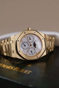 Bild in Galerie-Betrachter laden, Audemars Piguet Royal Oak Perpetual Calender BA25654 - Detailansicht 5
