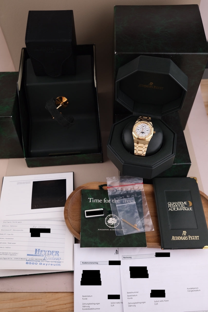Audemars Piguet Royal Oak Perpetual Calender BA25654 - Papiere und oder Lieferumfang