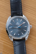 Load image into gallery viewer, Omega Seamaster Aqua Terra 220.13.41.21.03.002 - detailed view 3
