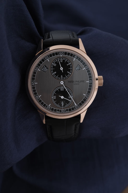 Patek Philippe Annual Calendar 5235/50R-001 - Detailansicht 1