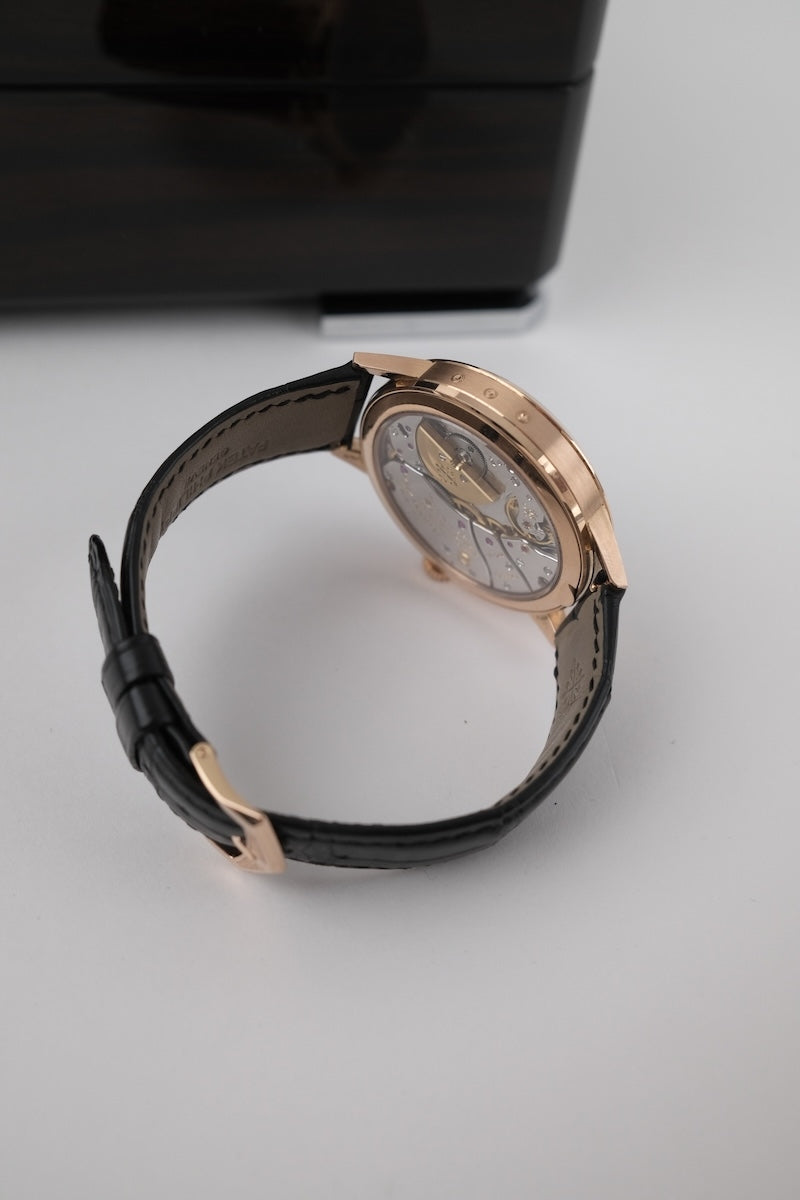 Patek Philippe Annual Calendar 5235/50R-001 - Detailansicht 11