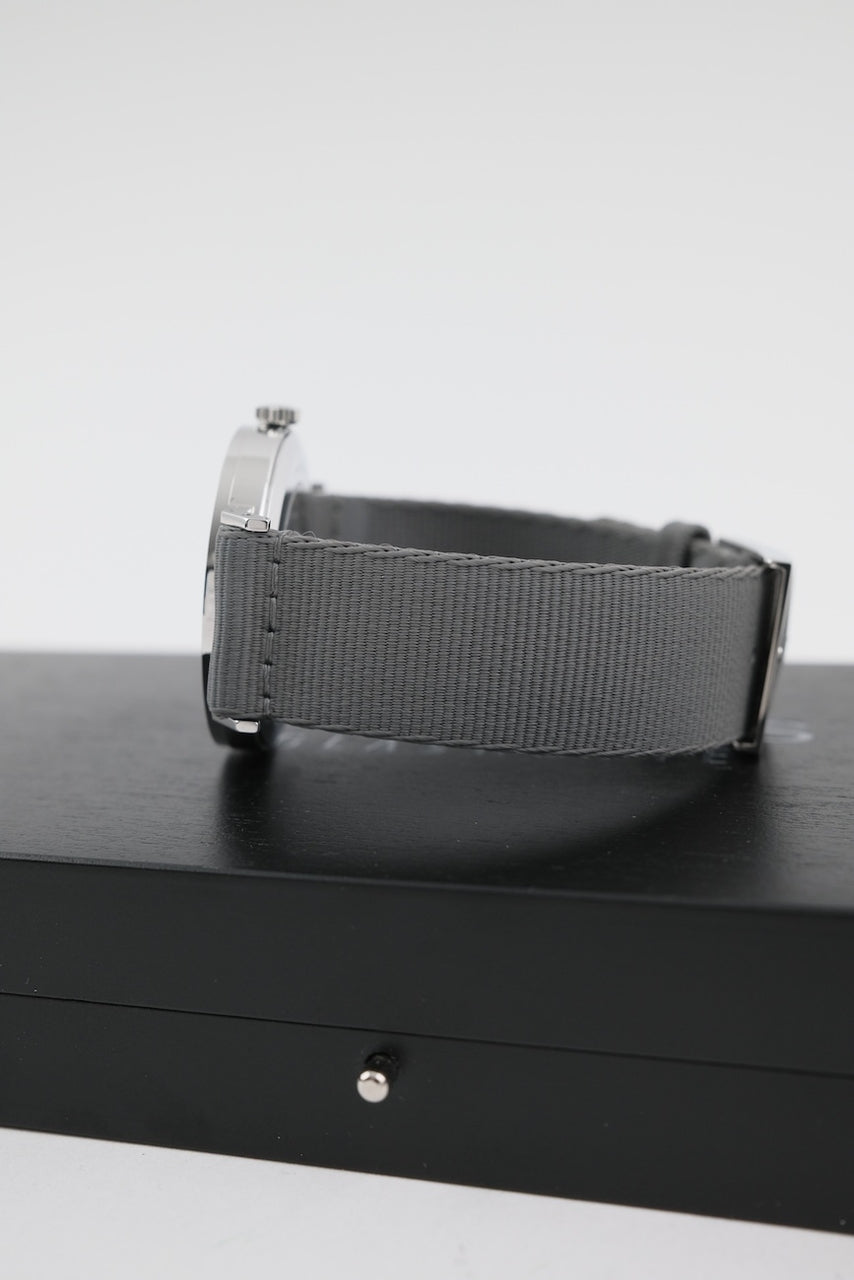 Nomos Tangente 38 Date Circus 179.S1 - Detailed view 9