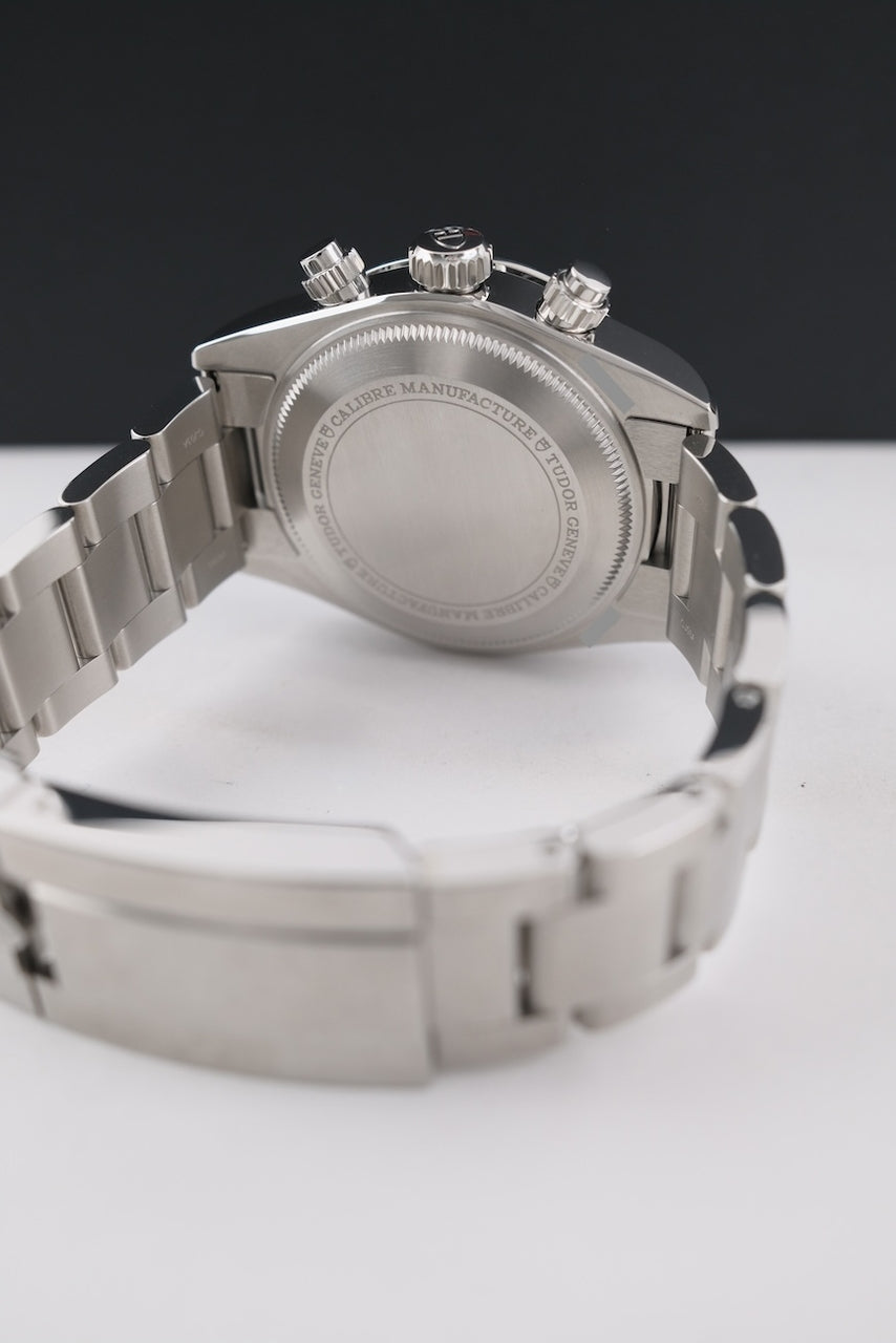 Tudor Black Bay Chrono M79310N-0001 - Detailansicht 10