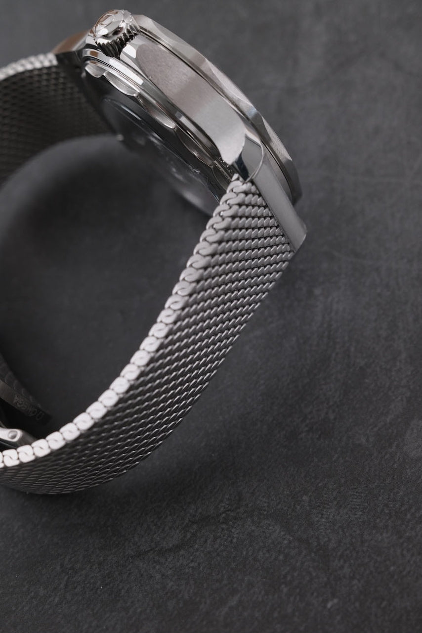 Omega Seamaster Diver 300M 210.30.42.20.06.002 - detailed view 7