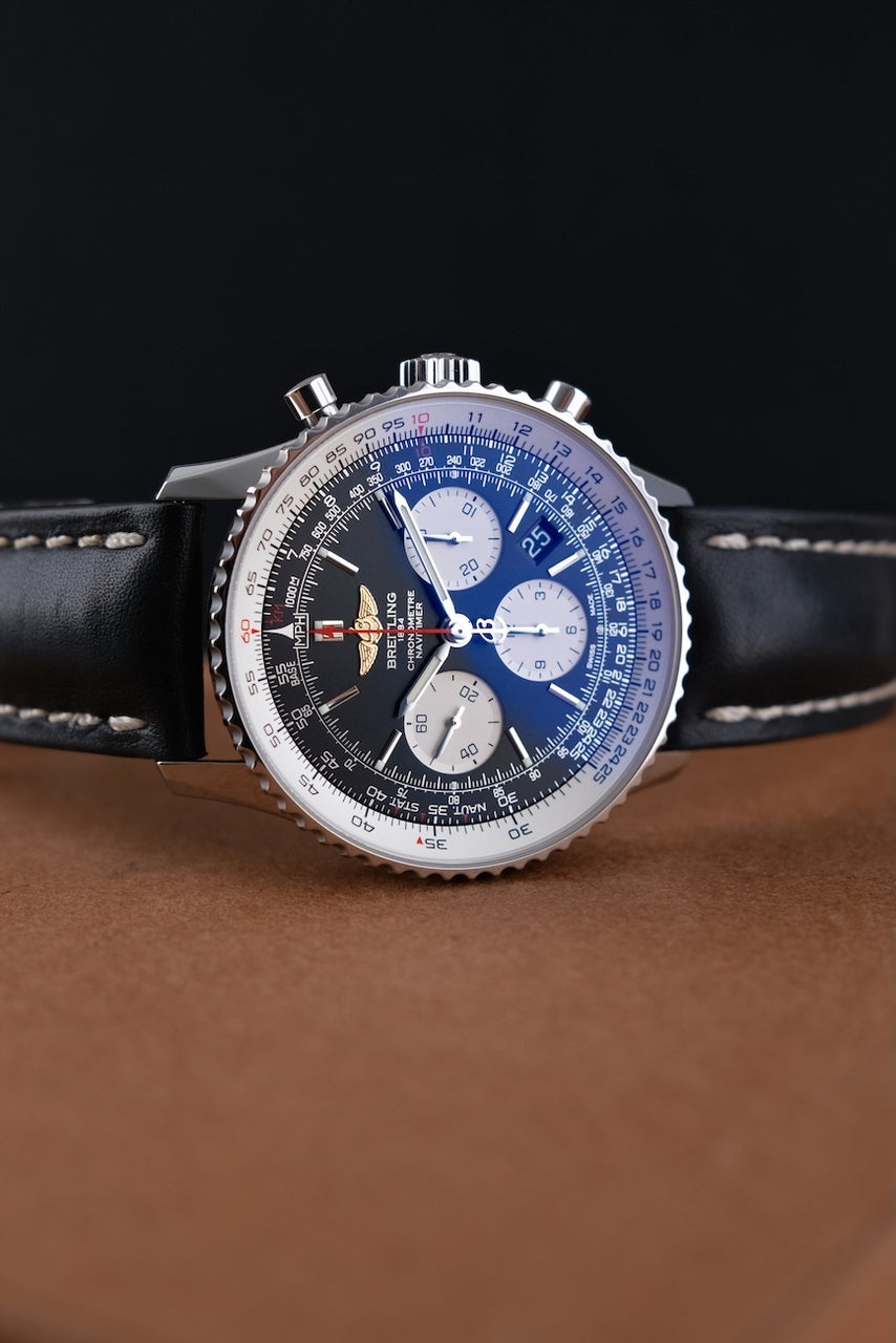 Breitling Navitimer 01 AB012012/BB01 - Detailansicht 3