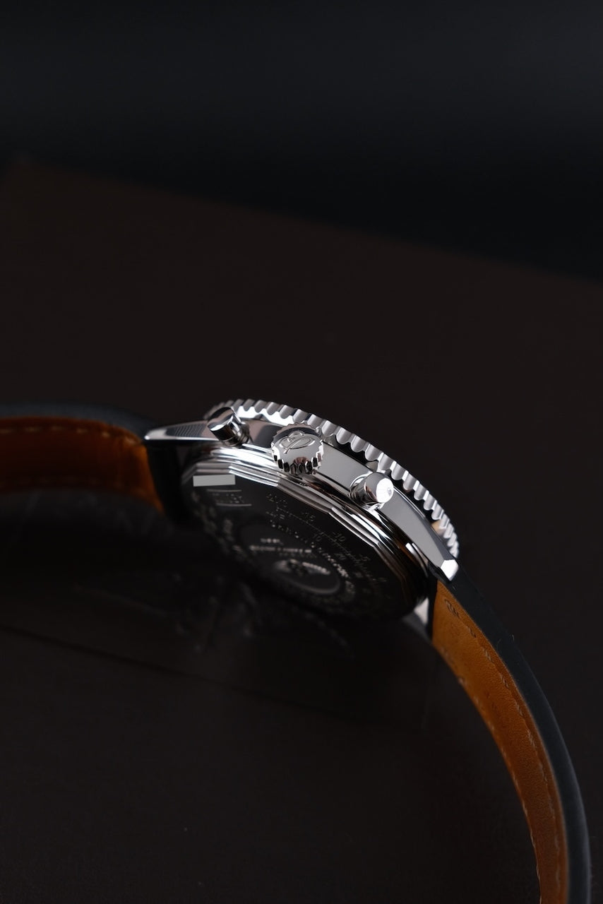 Breitling Navitimer 01 AB012012/BB01 - Detailansicht 4